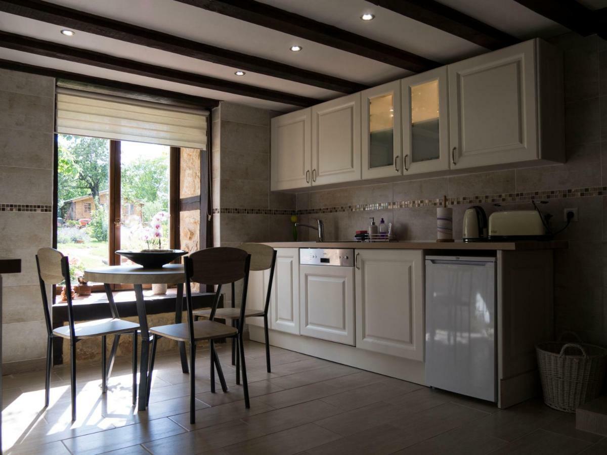 Chez Daisy Villa Montbron Luaran gambar